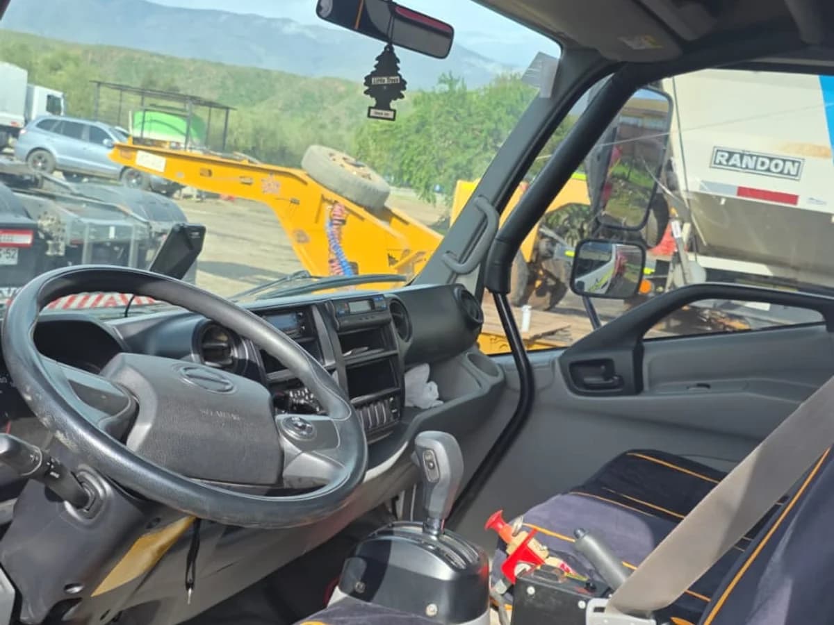 HINO XZU 816 2023 - Imagen 3