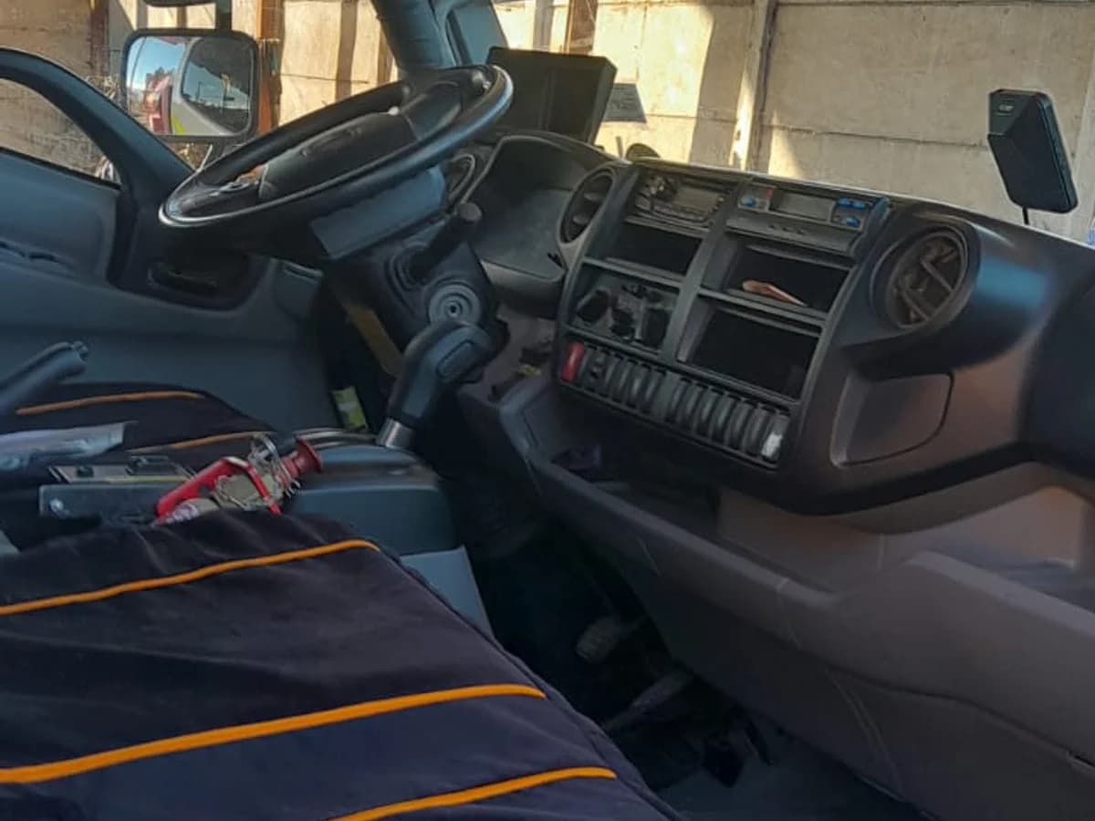 HINO XZU 816 2023 - Imagen 11