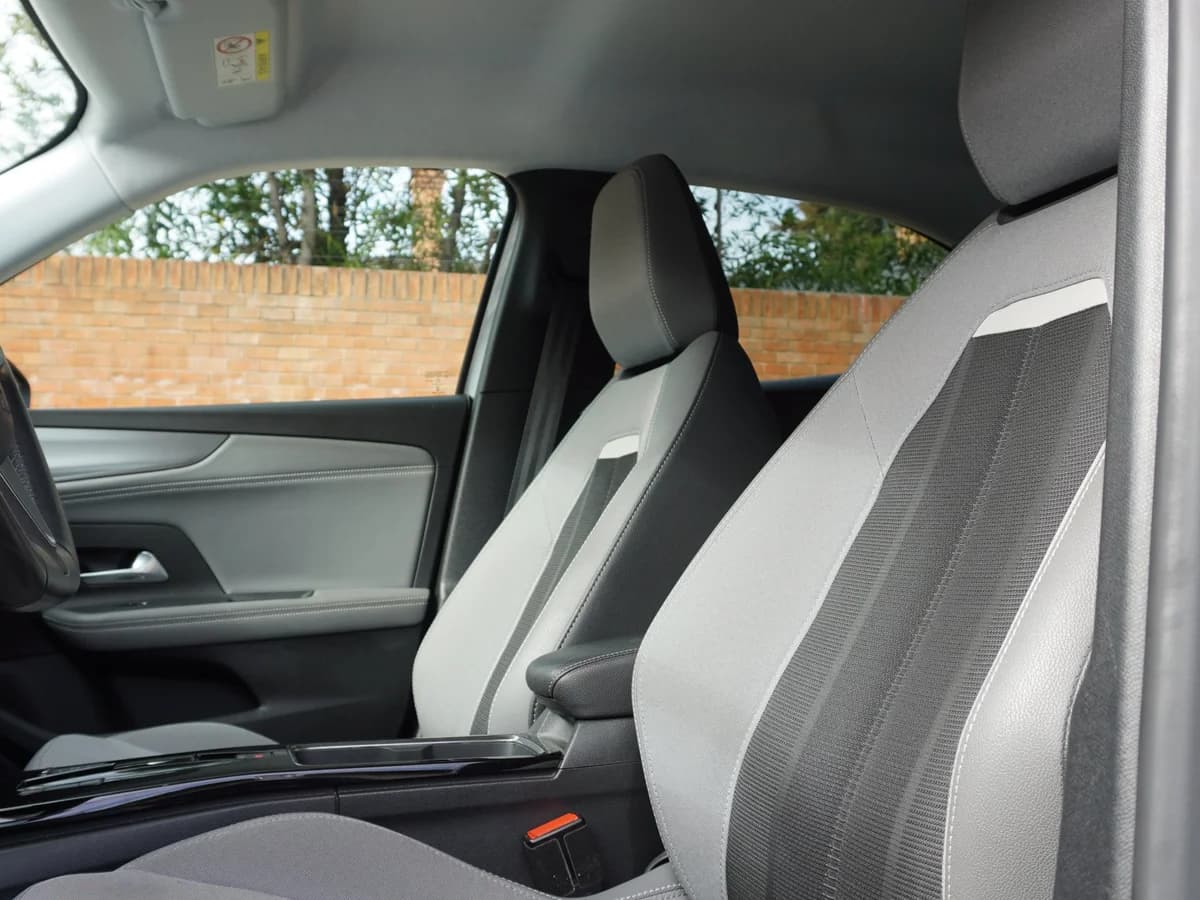 OPEL Mokka 1.2T AT Año 2022 - Imagen 27