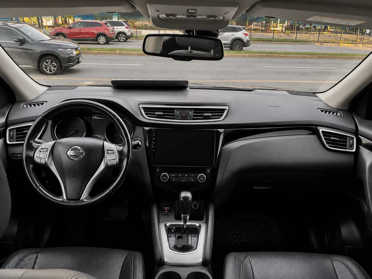 NISSAN Qashqai 2.0 AUTOMÁTICA 2017 - Imagen 9