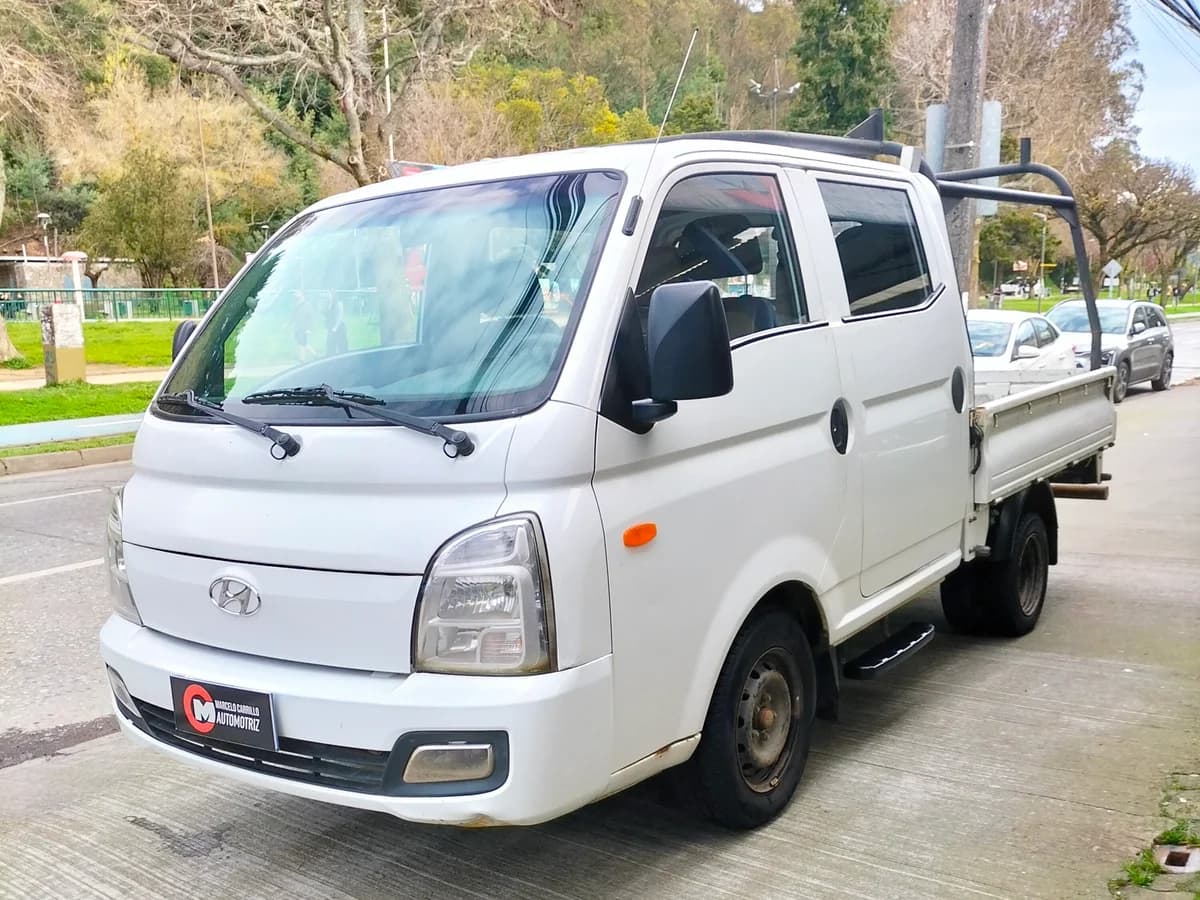 HYUNDAI PORTER 2.5 CRDI DIESEL GLS 4X2 CHASSIS AC 6MT 2P 2021 - Imagen 2