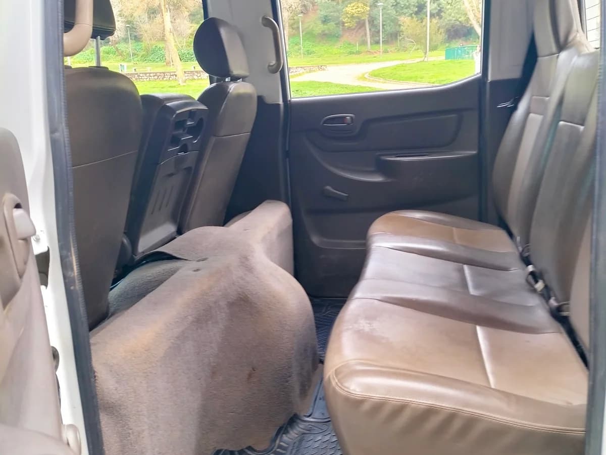 HYUNDAI PORTER 2.5 CRDI DIESEL GLS 4X2 CHASSIS AC 6MT 2P 2021 - Imagen 9