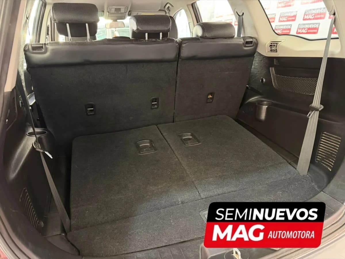 MAHINDRA XUV 500 2.2 2017 - Imagen 9