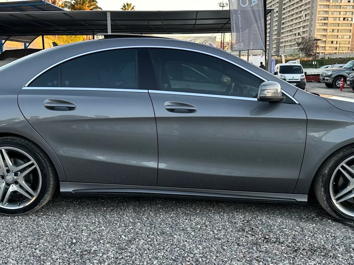 MERCEDES BENZ CLA 220 2.1 CDI AUT LOOK AMG 2014 - Imagen 4