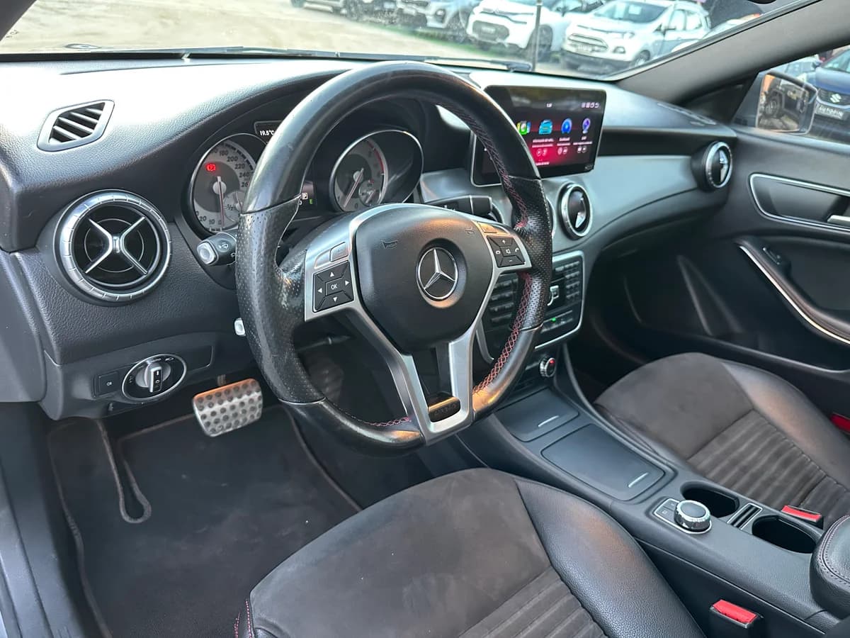 MERCEDES BENZ CLA 220 2.1 CDI AUT LOOK AMG 2014 - Imagen 14