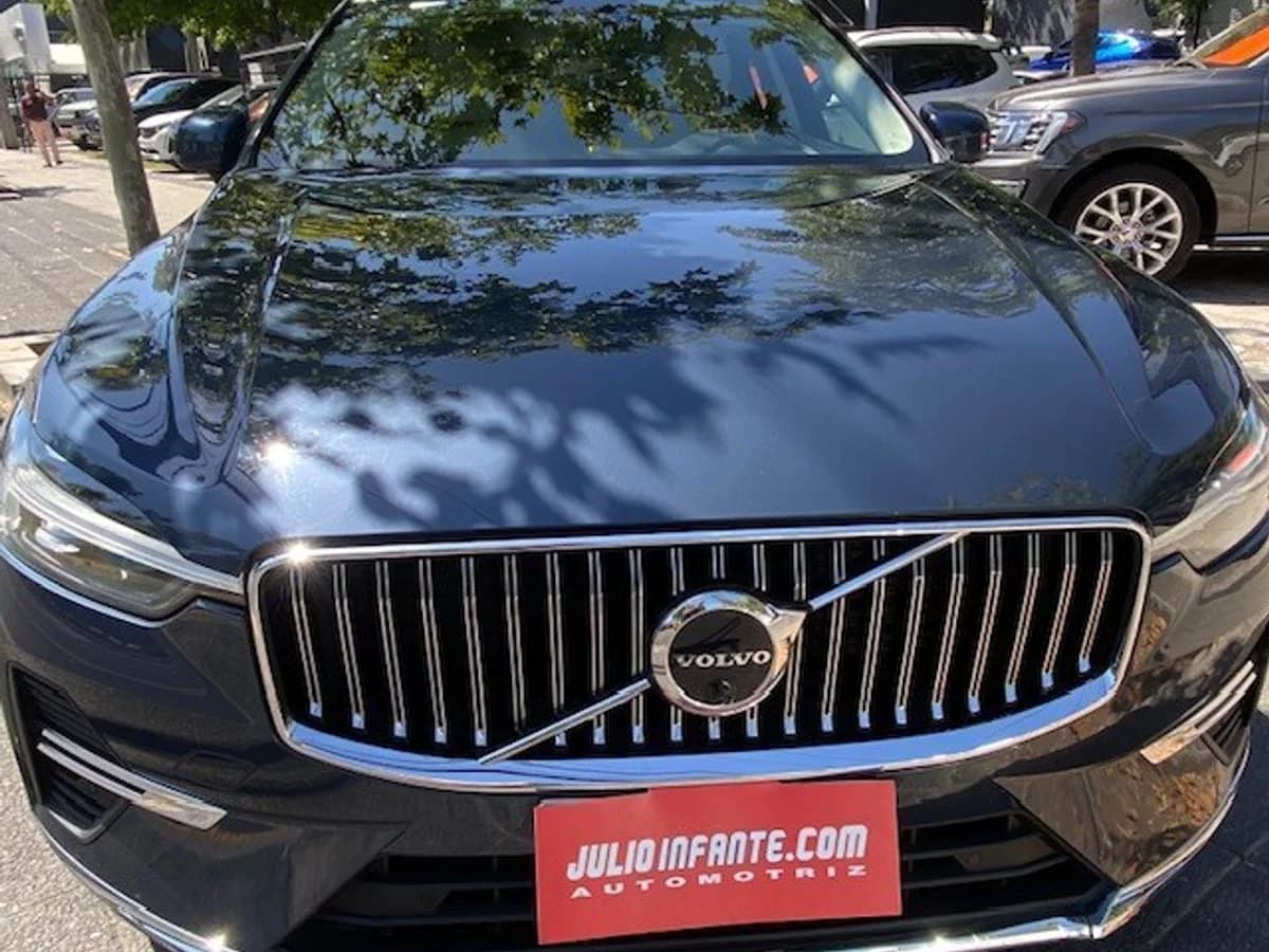 VOLVO XC60 T8 R Awd Recharge 2023 - Imagen 4