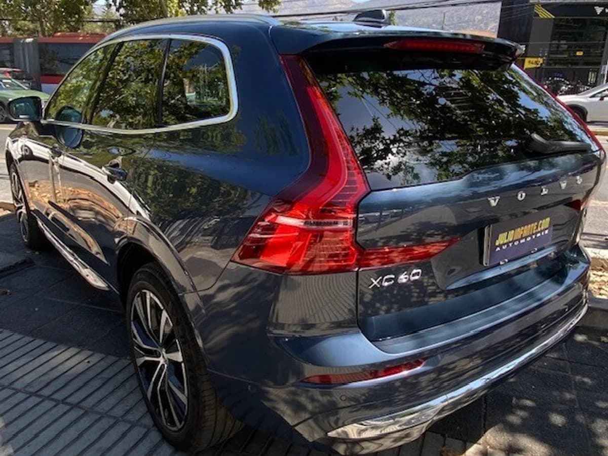 VOLVO XC60 T8 R Awd Recharge 2023 - Imagen 8