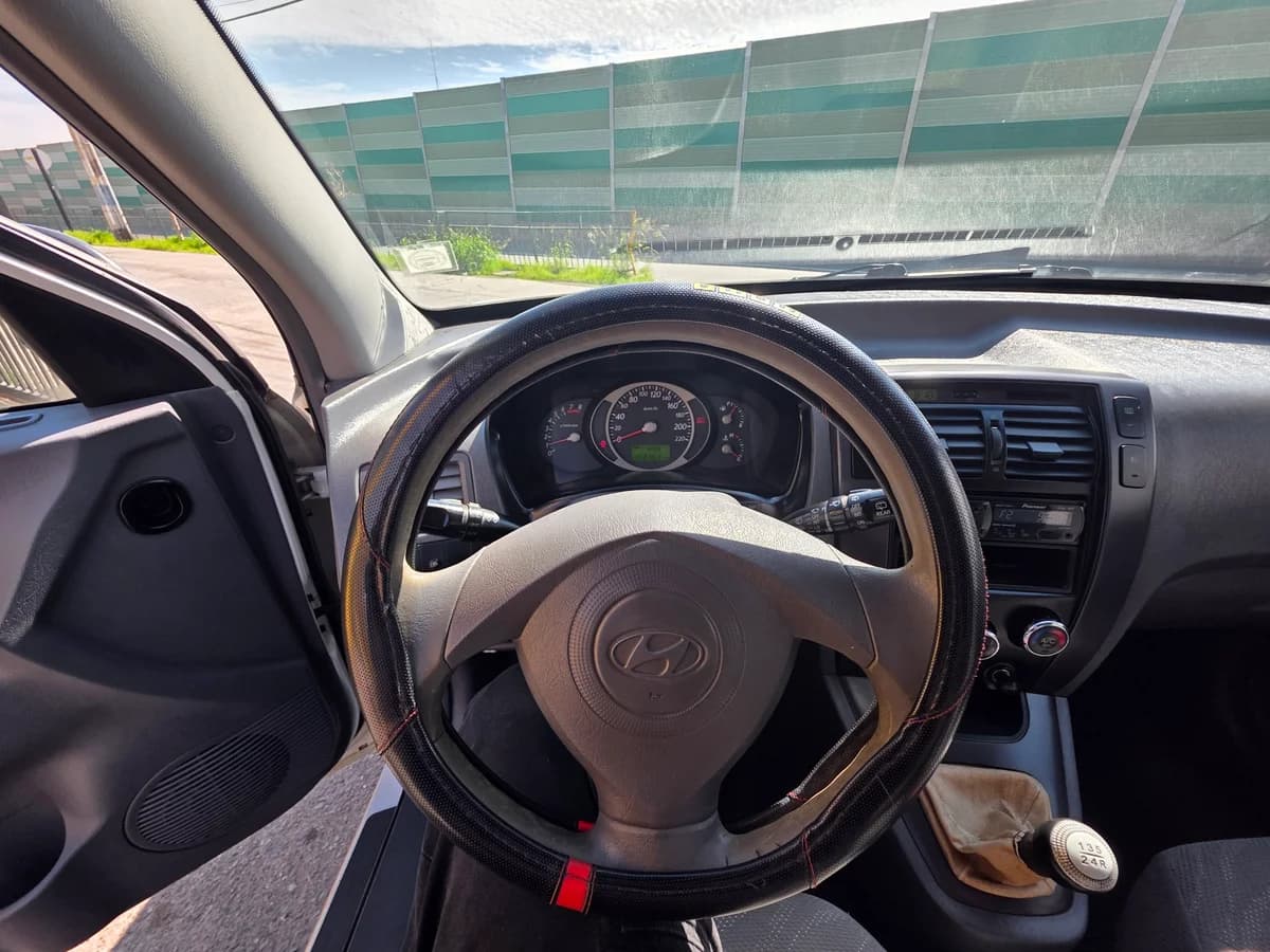 HYUNDAI Tucson GL 2.0 2005 - Imagen 11