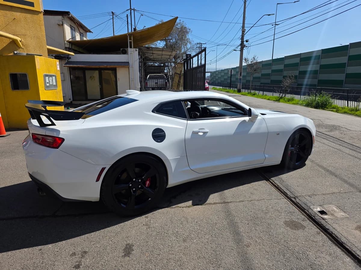 CHEVROLET Camaro 6.2L SS V8 4X2 COUPE AT 2P 2018 - Imagen 5