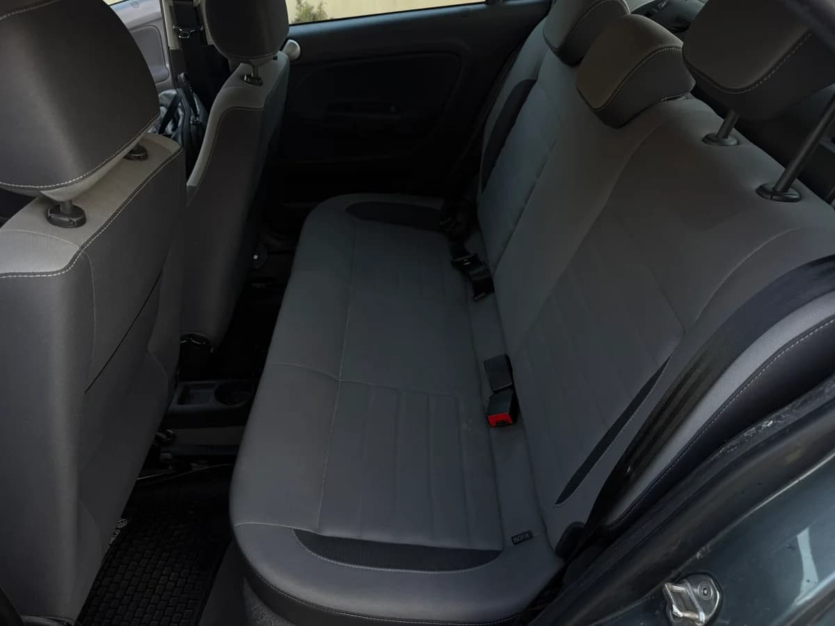 VOLKSWAGEN GOL HIGHLINE 1.6 AUT 4X2 AT 5P 2021 - Imagen 13