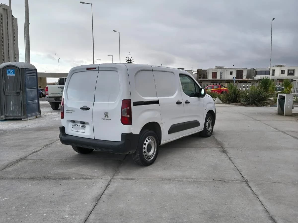 PEUGEOT Partner 1.6 BLUEHDI 2023 - Imagen 6