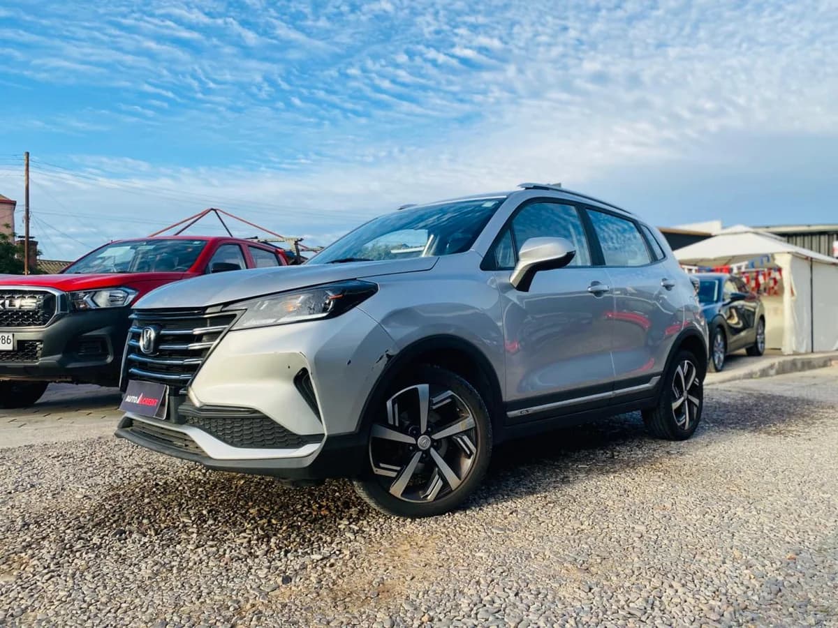CHANGAN NEW CS15 1.5 COMFORT MT 2022 - Imagen 1