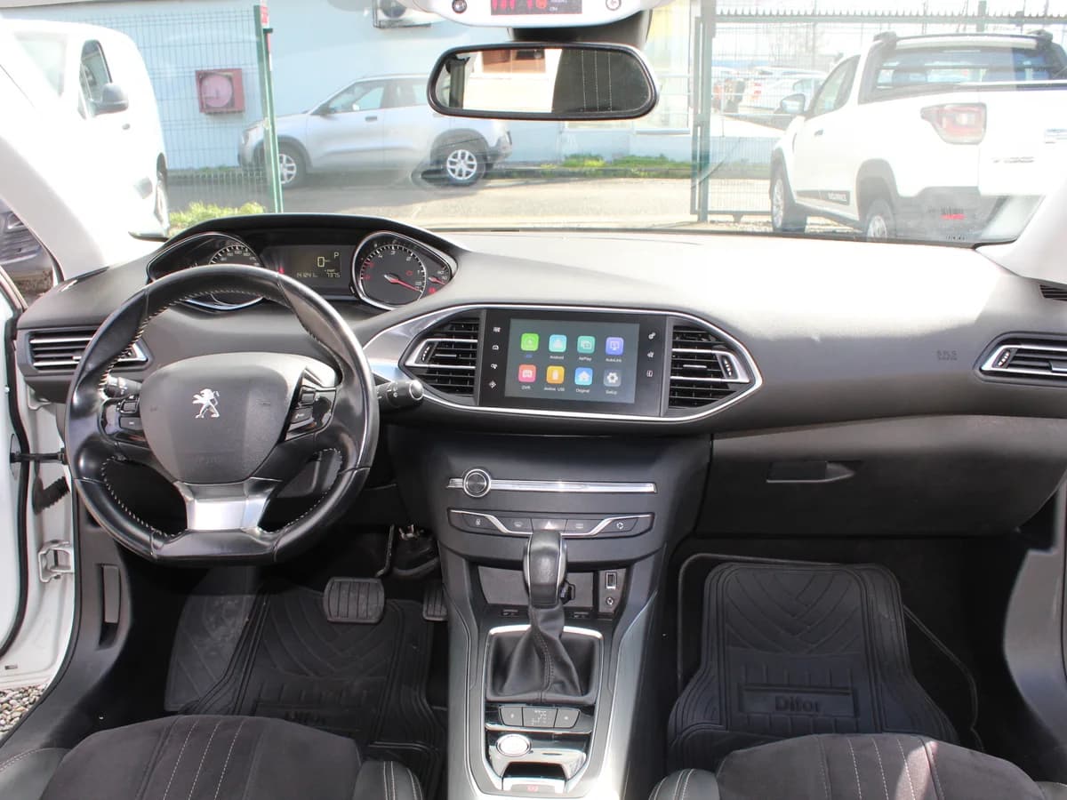 PEUGEOT 308 FELINE BLUEHDI 1.6 AT 2017 - Imagen 9