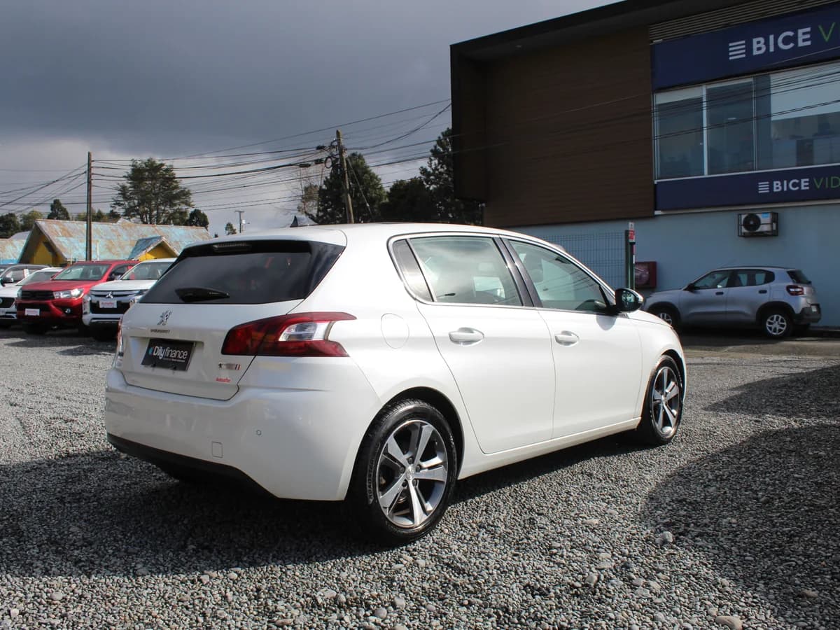PEUGEOT 308 FELINE BLUEHDI 1.6 AT 2017 - Imagen 13