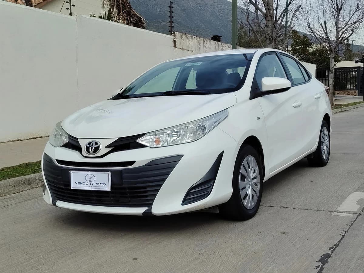 TOYOTA Yaris GLI 1.5 2020 - Imagen 2