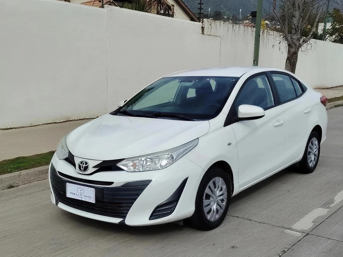 TOYOTA Yaris GLI 1.5 2020 - Imagen 3