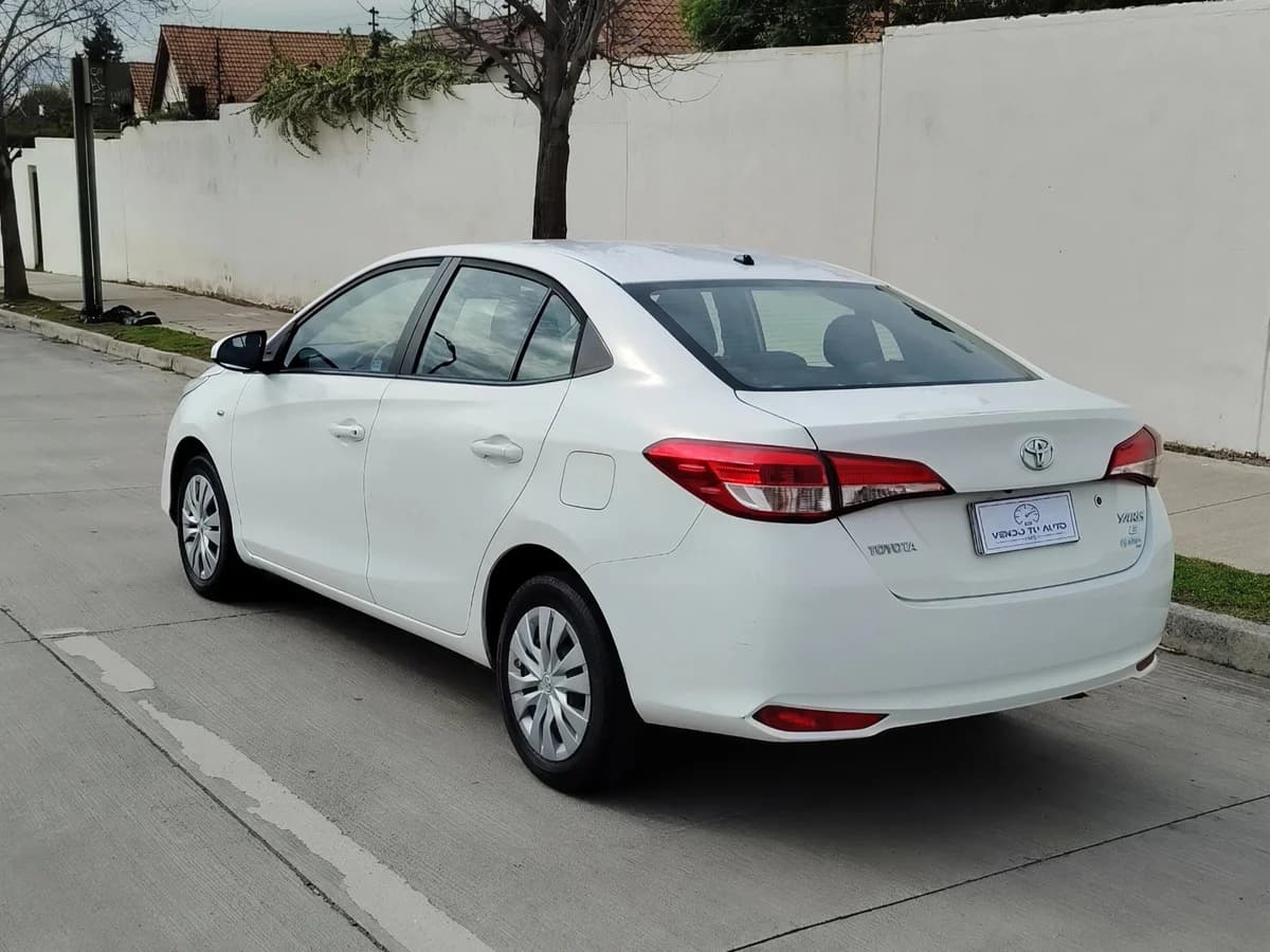 TOYOTA Yaris GLI 1.5 2020 - Imagen 8