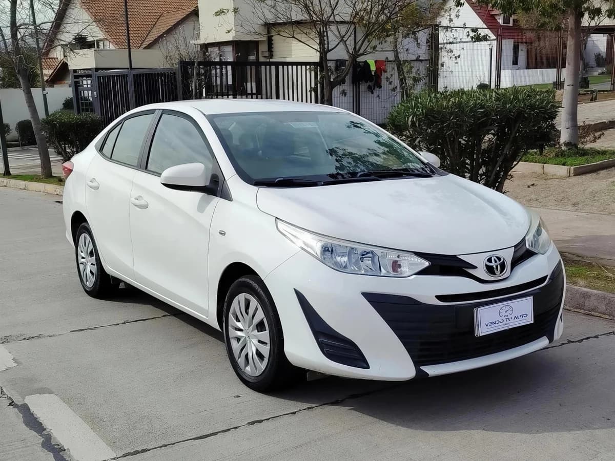 TOYOTA Yaris GLI 1.5 2020 - Imagen 12