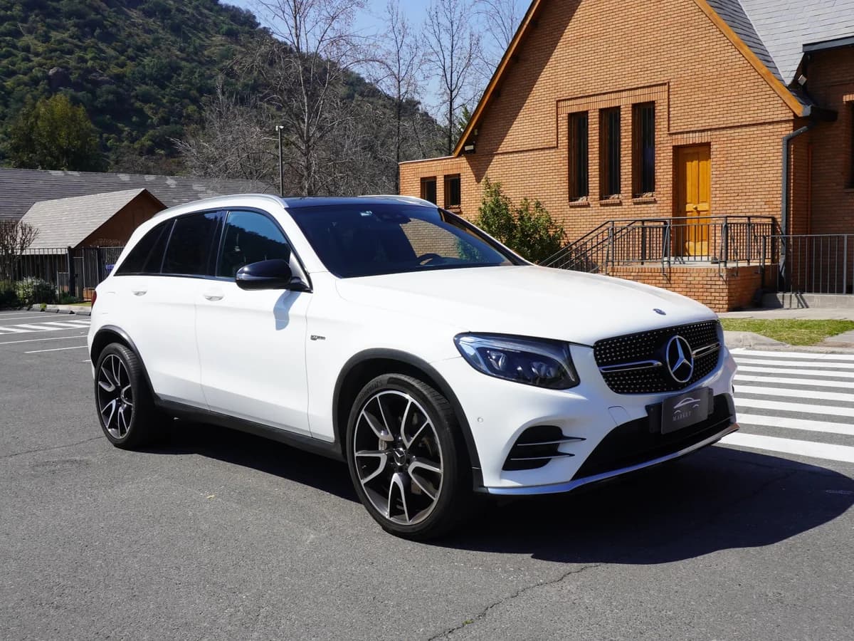 Mercedes Benz GLC 43 Amg 3.0 AT 4Matic año 2018 - Imagen 3