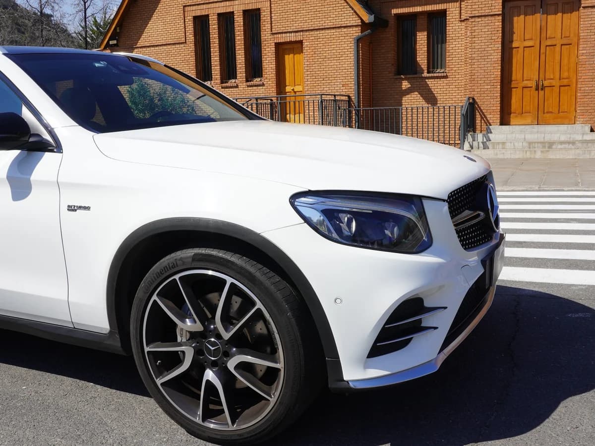 Mercedes Benz GLC 43 Amg 3.0 AT 4Matic año 2018 - Imagen 11