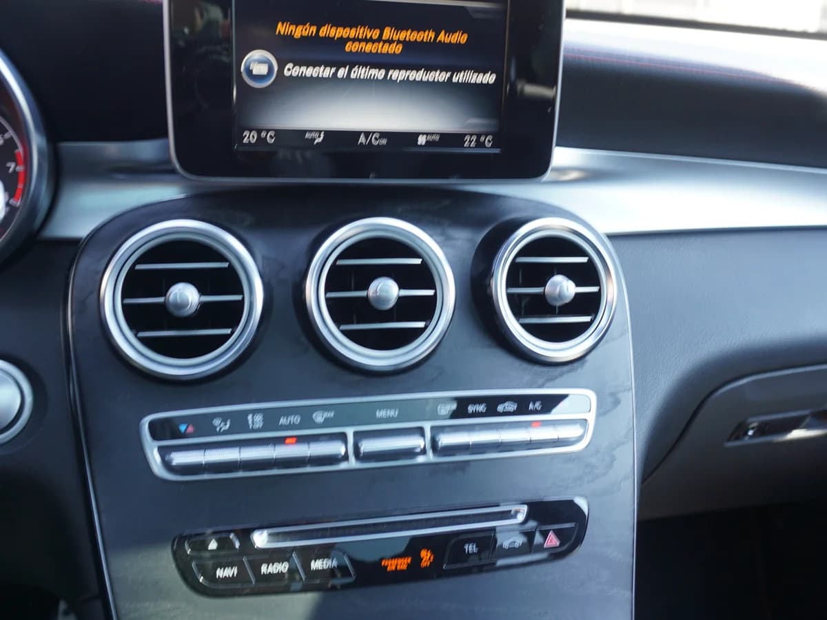 Mercedes Benz GLC 43 Amg 3.0 AT 4Matic año 2018 - Imagen 29