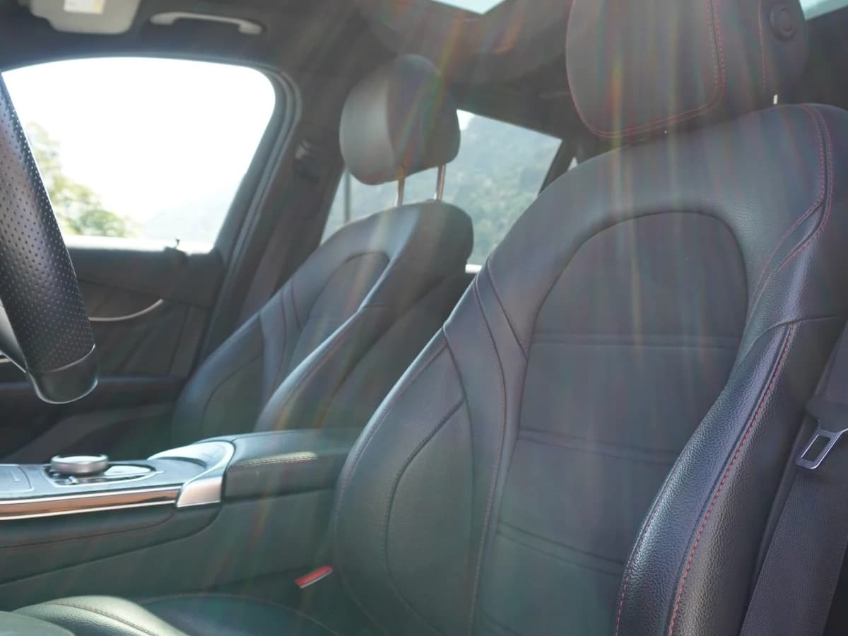 Mercedes Benz GLC 43 Amg 3.0 AT 4Matic año 2018 - Imagen 33