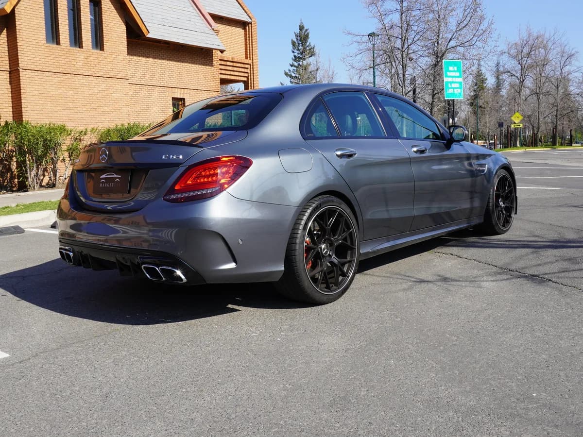 Mercedes Benz C63 AMG 4.0 Twin Turbo - Imagen 5