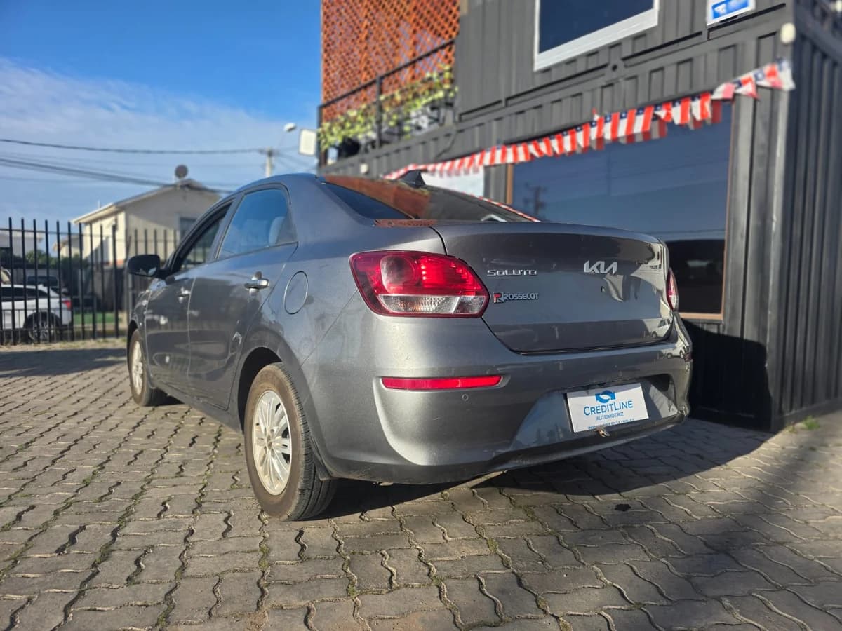 KIA Soluto 1.4 EX SUNROOF MT 2024 - Imagen 9