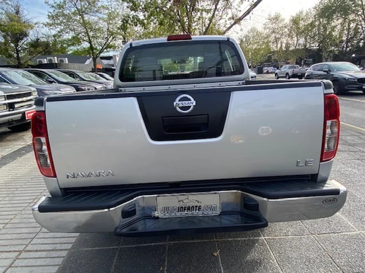NISSAN NAVARA Lux 4x4 2.5 AT 2015 - Imagen 7