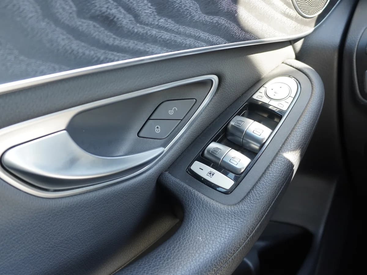 Mercedes Benz GLC 200 - Imagen 27