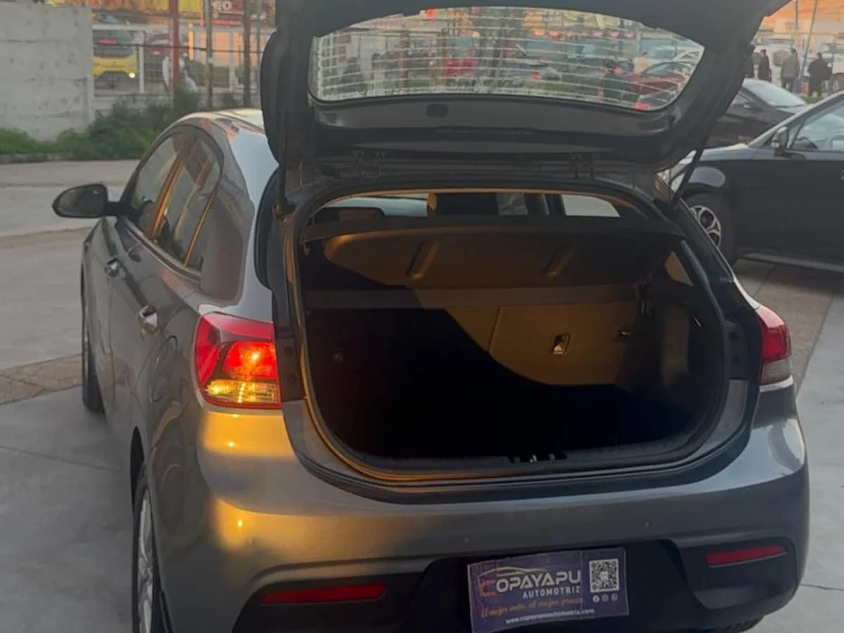 KIA RIO 5 2021 - Imagen 7