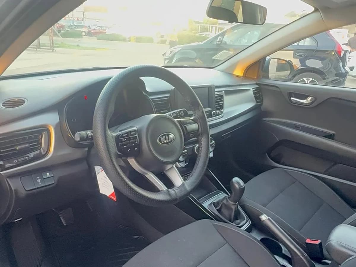 KIA RIO 5 2021 - Imagen 10
