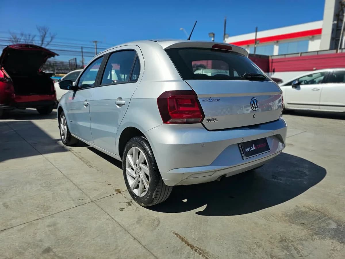 VOLKSWAGEN GOL HIGHLINE 1.6 2022 - Imagen 6