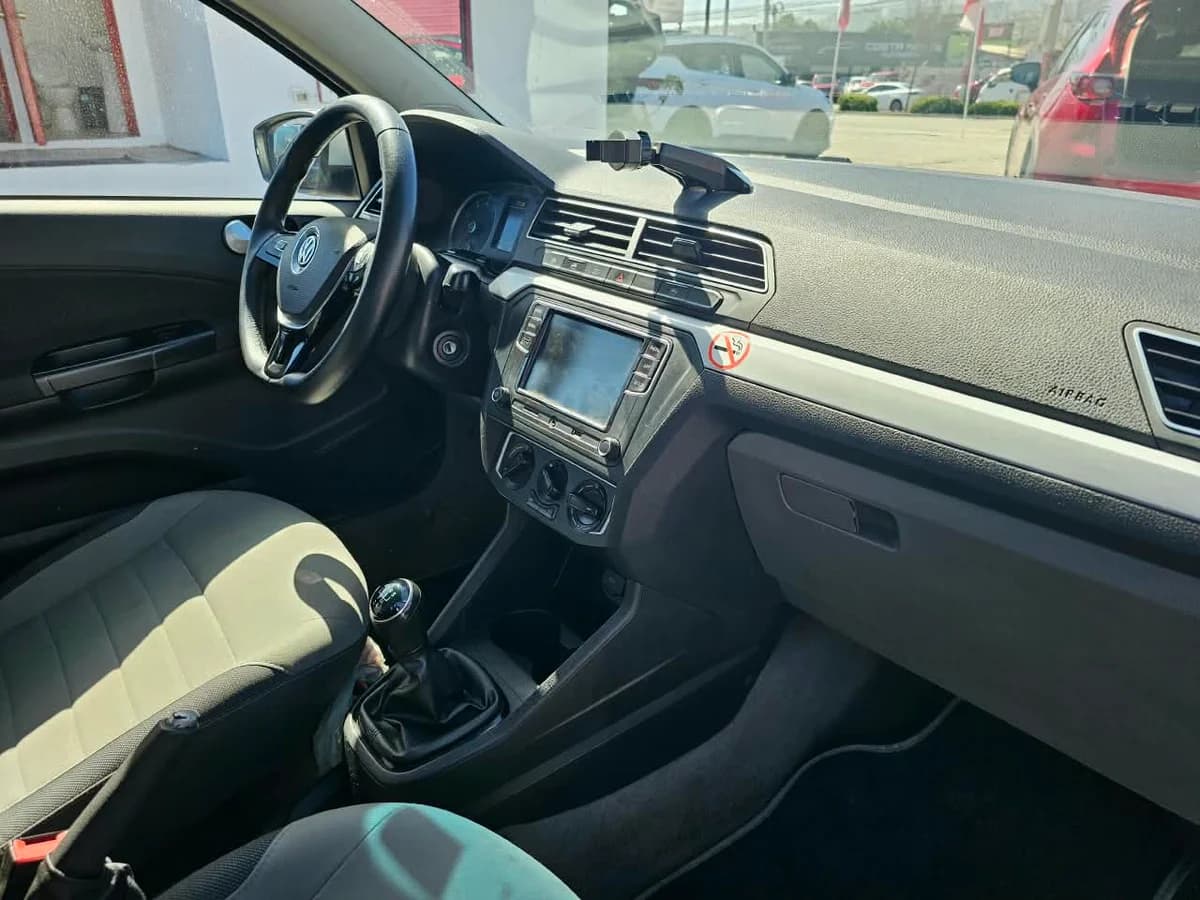 VOLKSWAGEN GOL HIGHLINE 1.6 2022 - Imagen 7