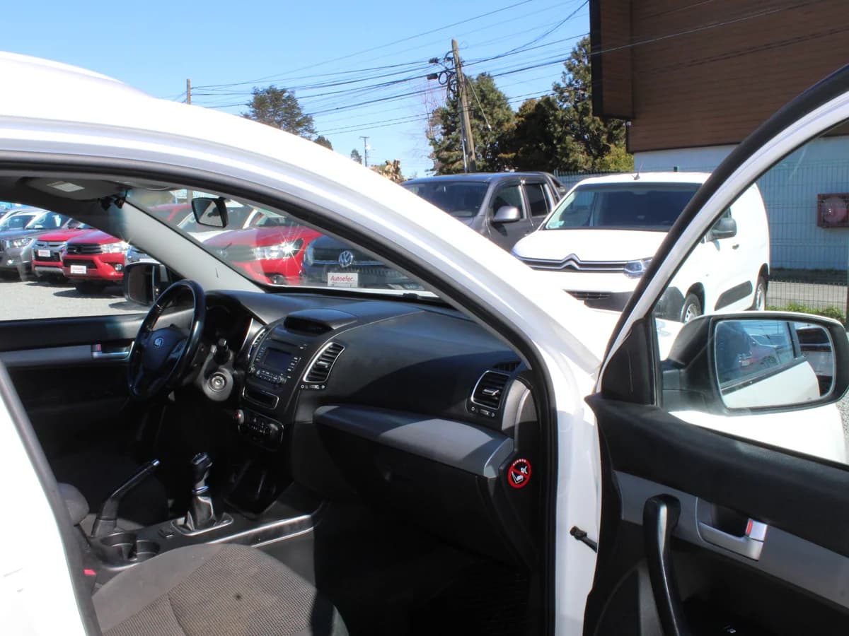 KIA Sorento EX 2.4 2014 - Imagen 5