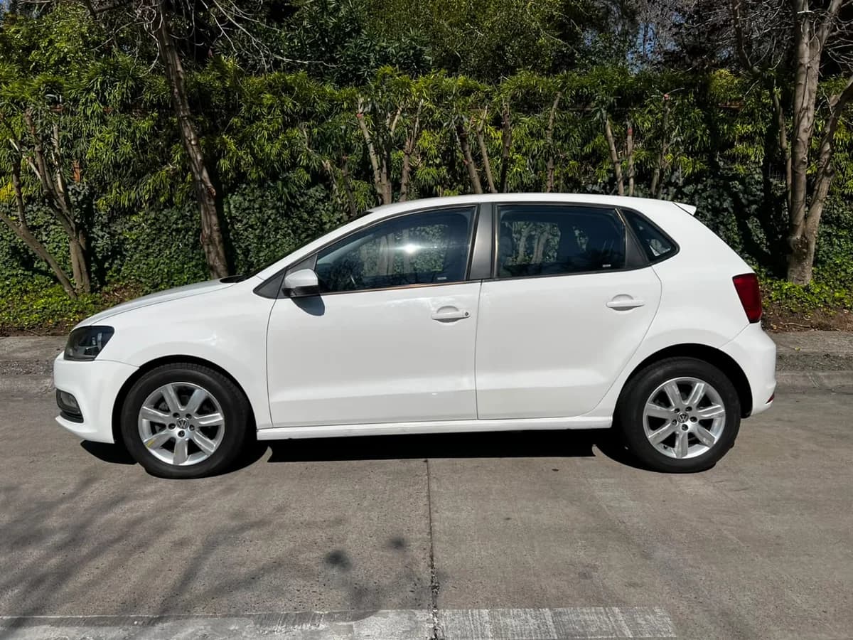 VOLKSWAGEN POLO HB 1.6L AT HIGHLINE 4X2 5P AÑO 2017 - Imagen 4