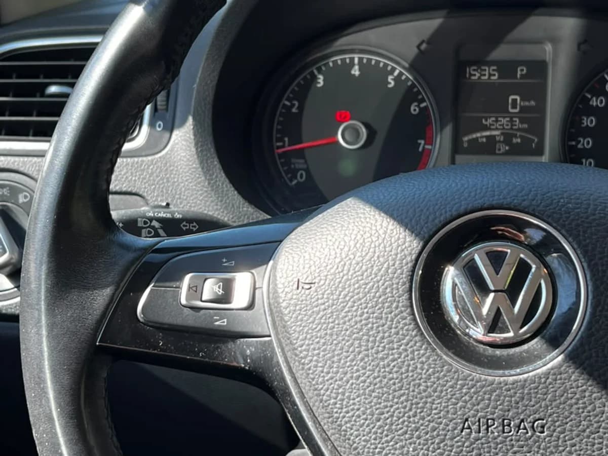 VOLKSWAGEN POLO HB 1.6L AT HIGHLINE 4X2 5P AÑO 2017 - Imagen 15