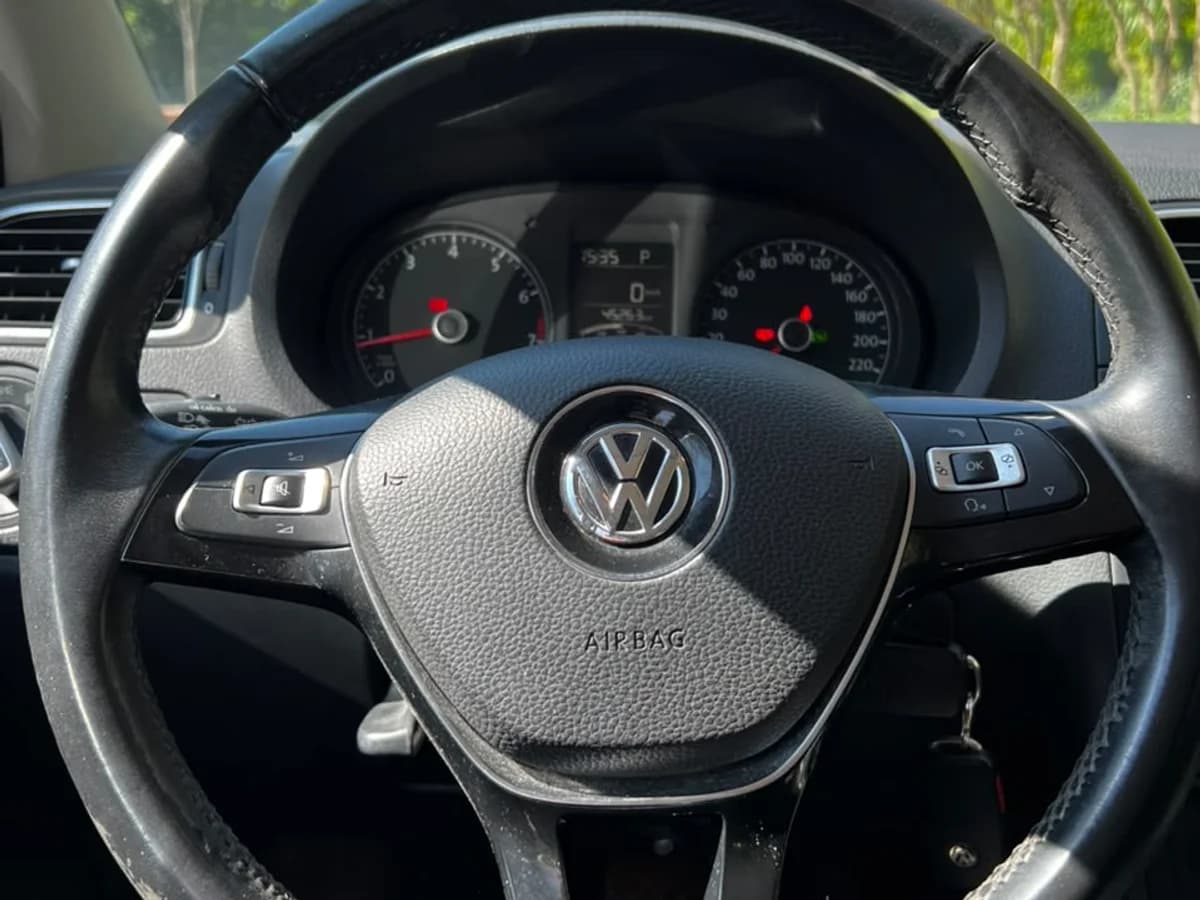 VOLKSWAGEN POLO HB 1.6L AT HIGHLINE 4X2 5P AÑO 2017 - Imagen 16