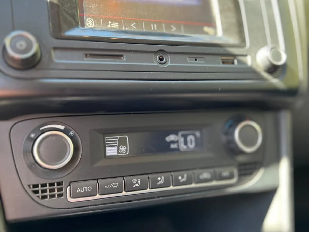 VOLKSWAGEN POLO HB 1.6L AT HIGHLINE 4X2 5P AÑO 2017 - Imagen 20
