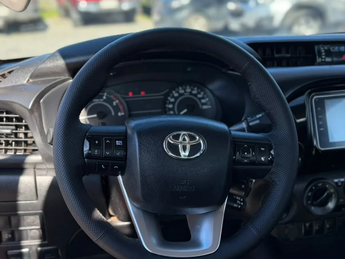 TOYOTA Hilux Dx 4X4 2.4 2021 - Imagen 6