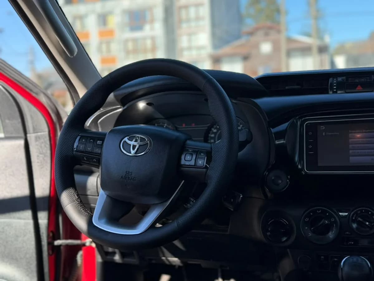TOYOTA Hilux Dx 4X4 2.4 2021 - Imagen 9