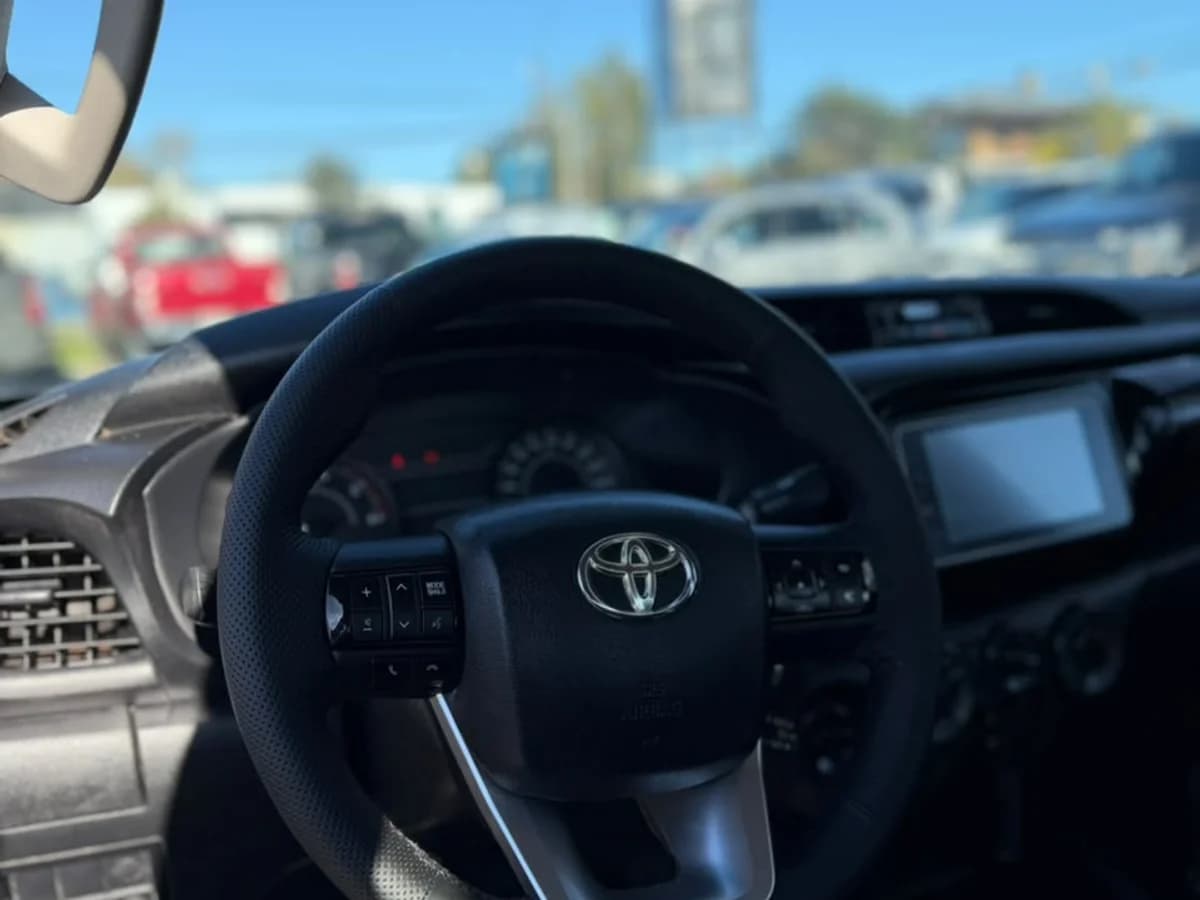 TOYOTA Hilux Dx 4X4 2.4 2021 - Imagen 10