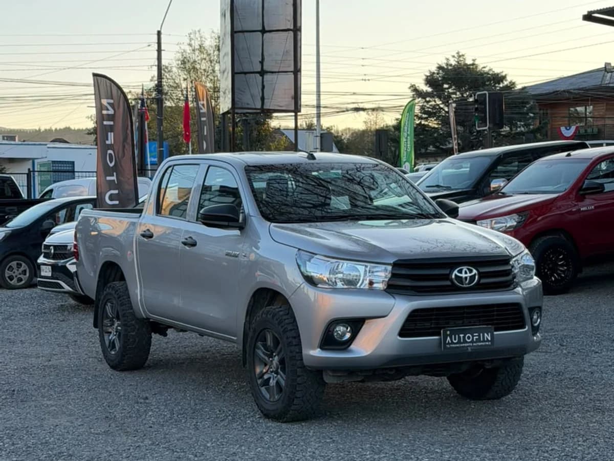 TOYOTA Hilux DX DCAB 4x4 2.4 MT 2022 - Imagen 6