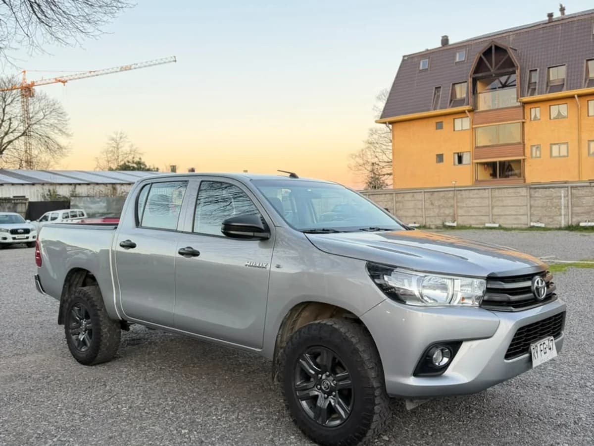 TOYOTA Hilux DX DCAB 4x4 2.4 MT 2022 - Imagen 14
