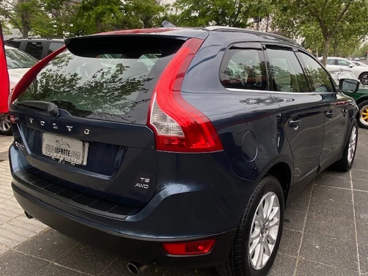 VOLVO XC60 T6 Plus 4x4 2010 - Imagen 2