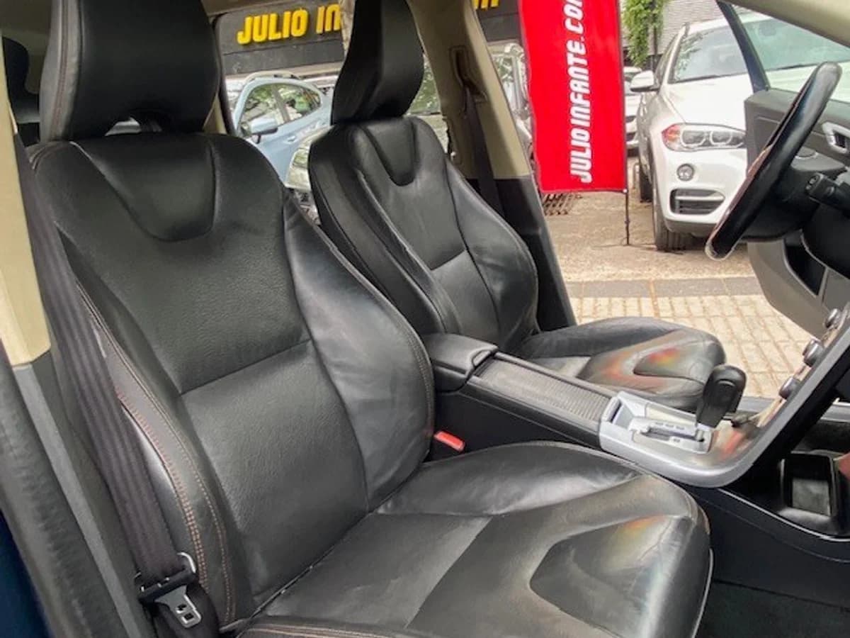 VOLVO XC60 T6 Plus 4x4 2010 - Imagen 21