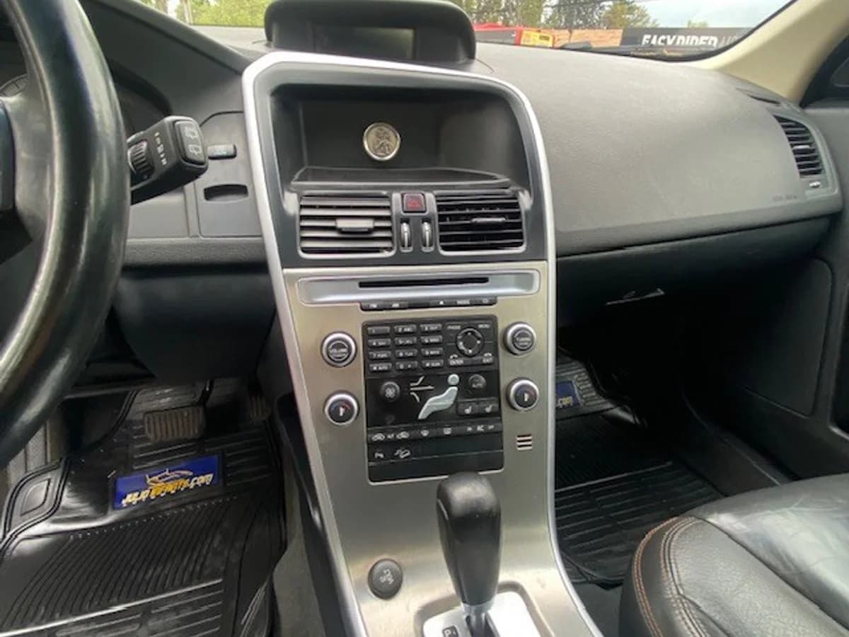VOLVO XC60 T6 Plus 4x4 2010 - Imagen 28