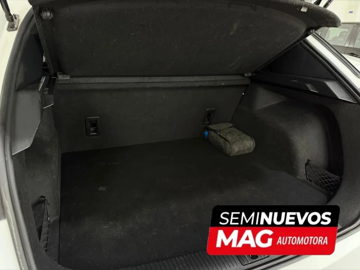MG ONE 1.5 DLX AT 2024 - Imagen 11