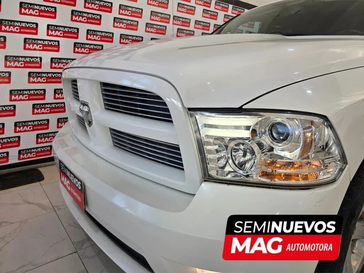 DODGE NEW RAM 1500 SPORT 4X4 5.7 AUT 4WD HEMI AT 4P 2012 - Imagen 2