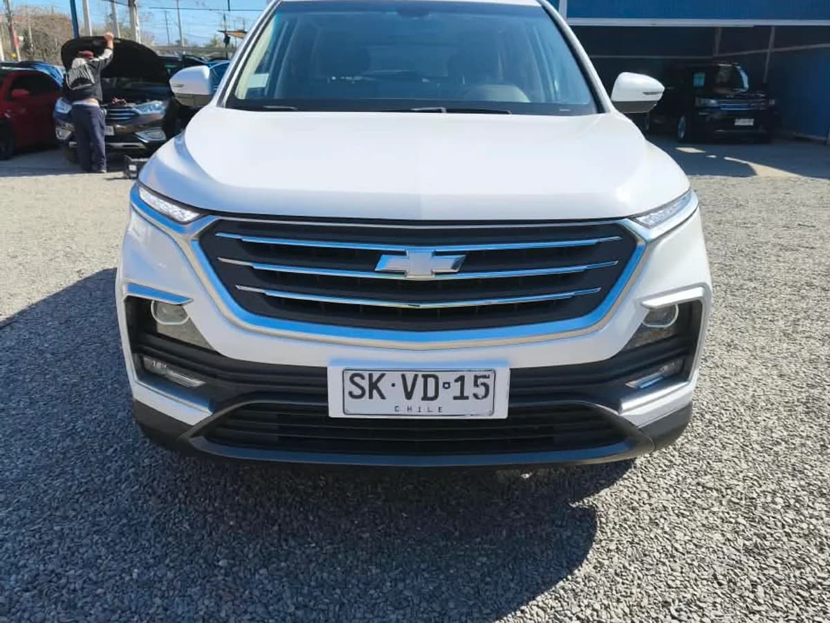 CHEVROLET Captiva 1.5 MT6 4X2 2023 - Imagen 2